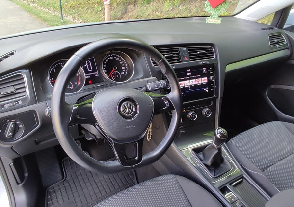 Volkswagen Golf cena 49990 przebieg: 153000, rok produkcji 2017 z Wolbrom małe 529